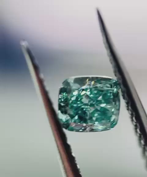 Fancy Vivid Blue-Green